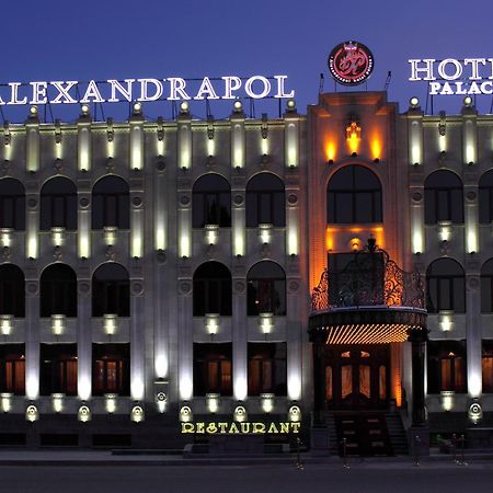 Alexandrapol Palace Hotel Guiumri Exterior foto